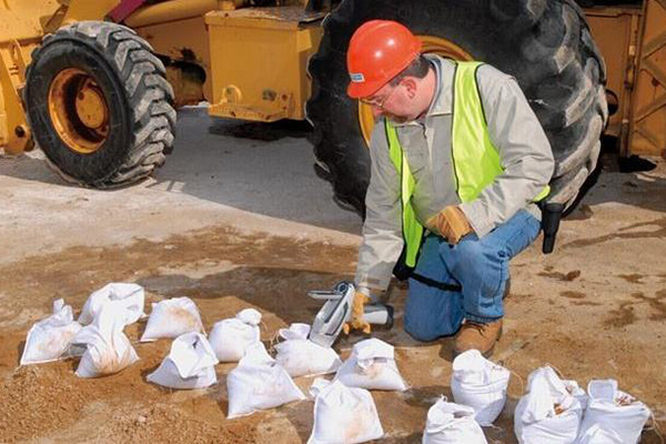 戶外檢測好幫手 /cxyq/20200426134959-Fvun8zT0qqoAa4j7HN22HIJ0mkc2.jpg